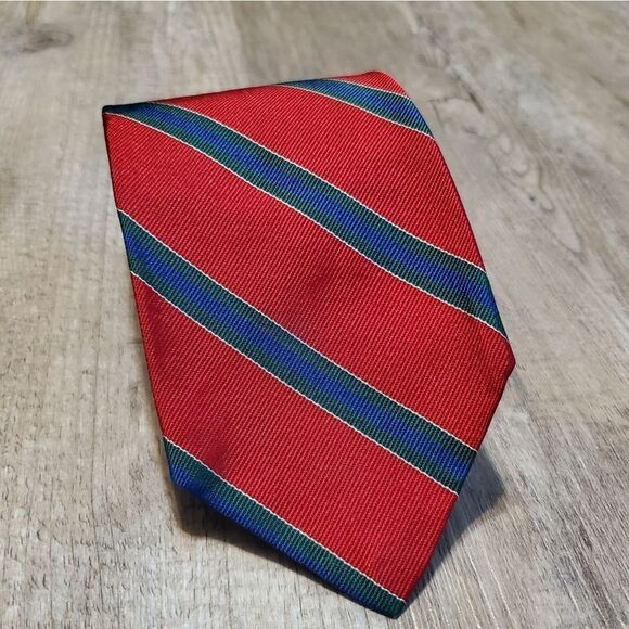 Brooks Brothers Mens Tie Red Green Blue Regimental 100% Silk Made in USA VTG - Picture 1 of 4